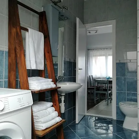Lägenhet Blue Apartman